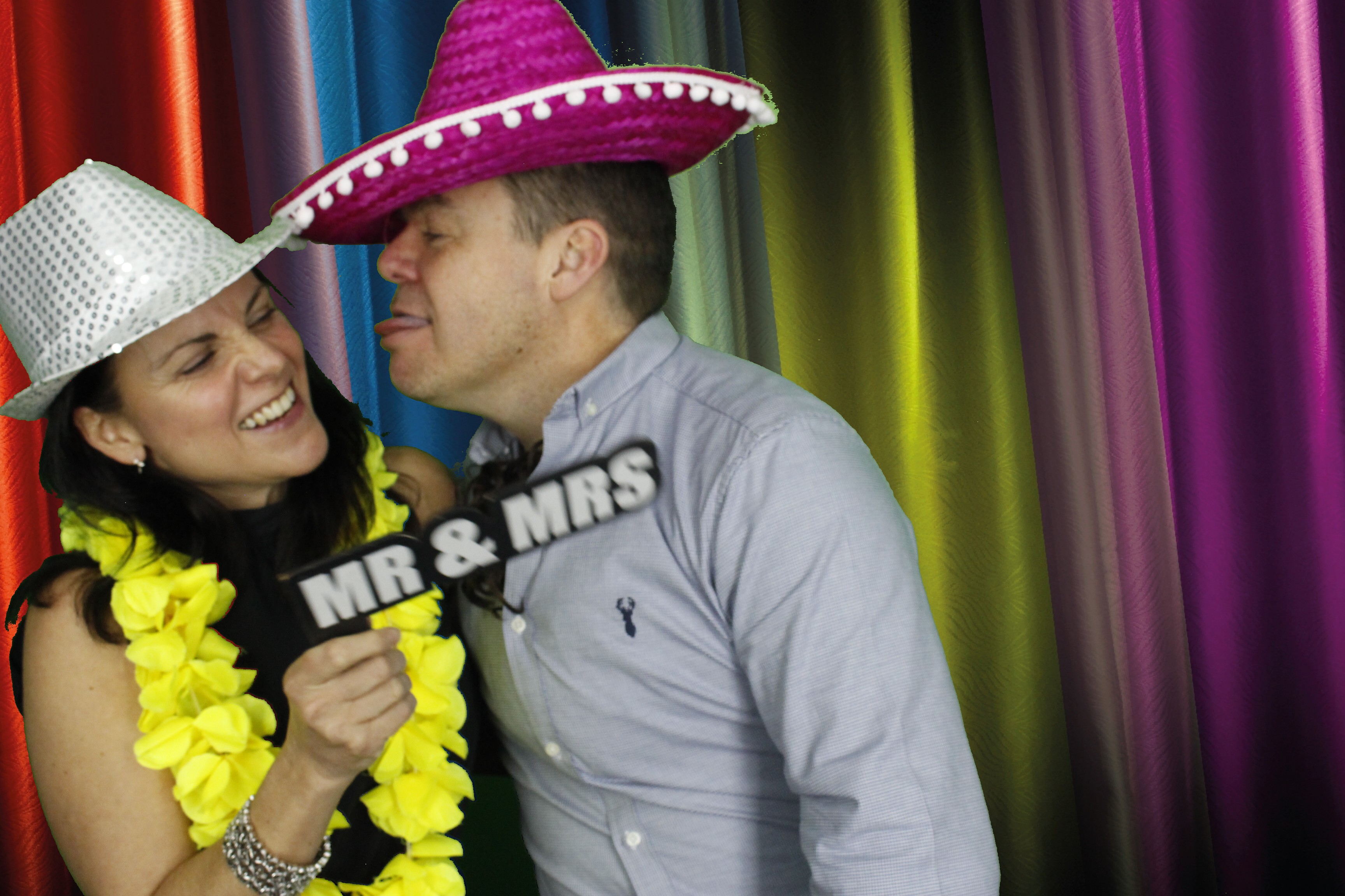 Mr & Mrs Mills | View more photos from the event at gallery.myphotoboothexperience.co.uk/u/MyPhotoBoothExperienceLtd/Mr-Mrs-Mills